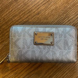 Michal Kors silver MK LOGO wallet